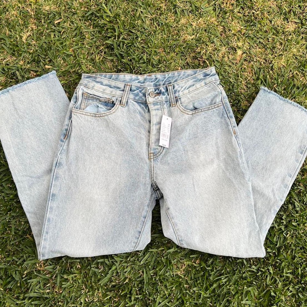 Brandy Melville John Galt light wash jeans. Brand new!